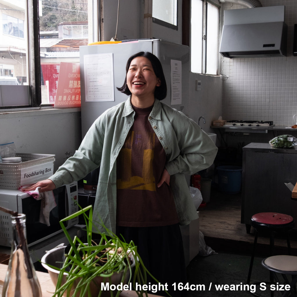 “Spinning Mop/Golden Hair”T-shirt