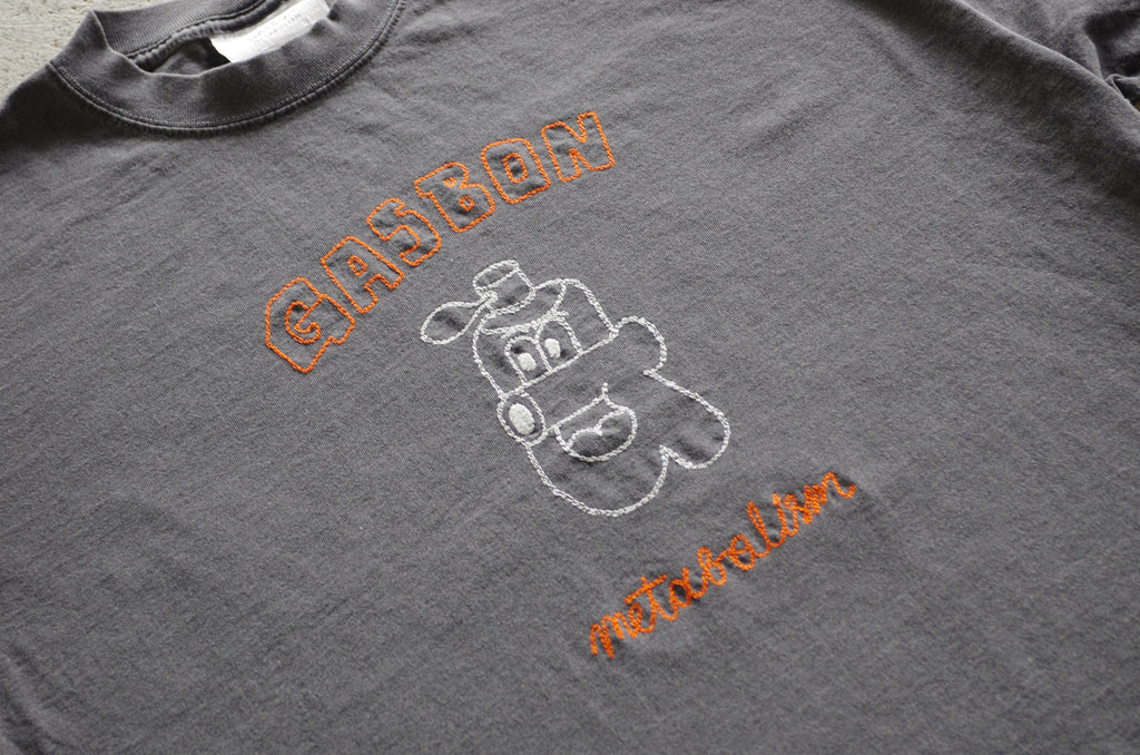 GASBON × DIEGO ガスボーイ “still here” T-shirt 2026 シャドウブラック