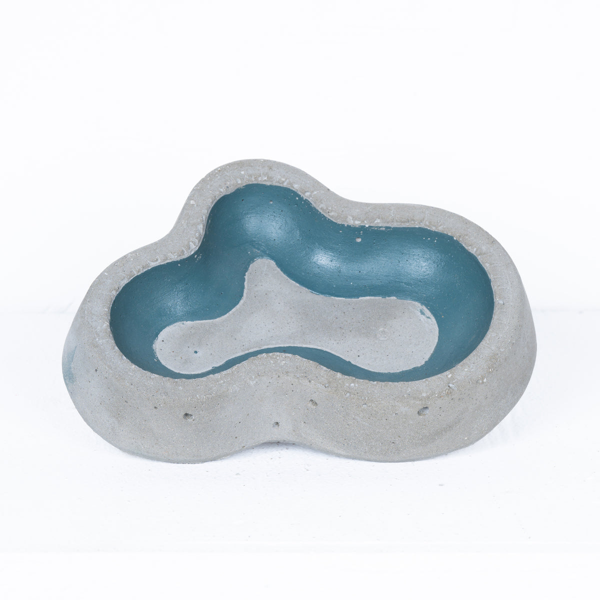 Pool ashtray